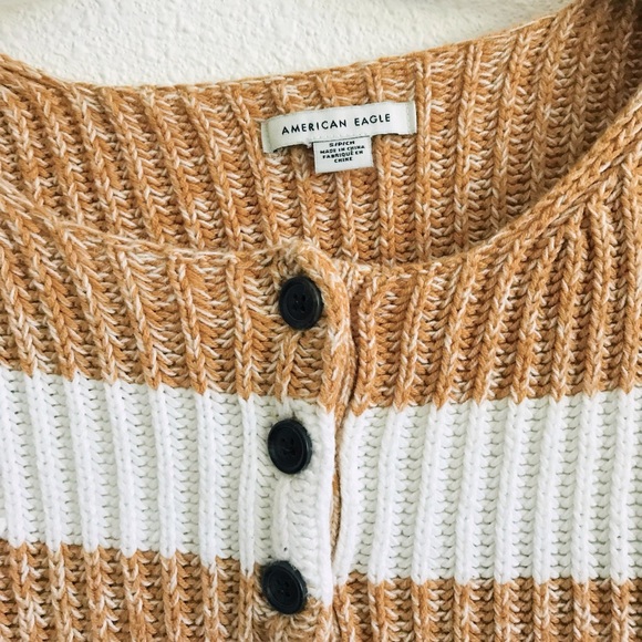 American Eagle striped knit cropped sweater long sleeve size Small - Picture 2 of 5
